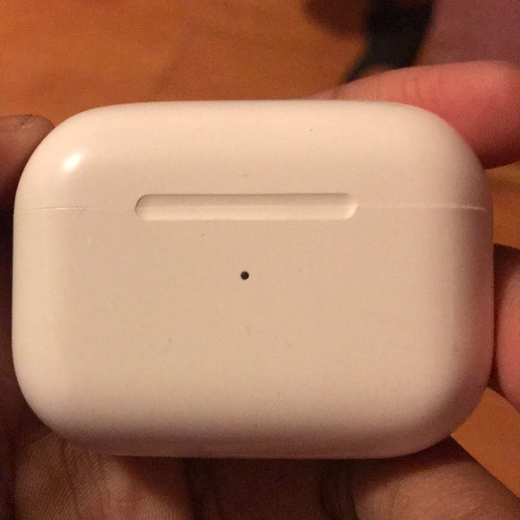 Airpods (like new)